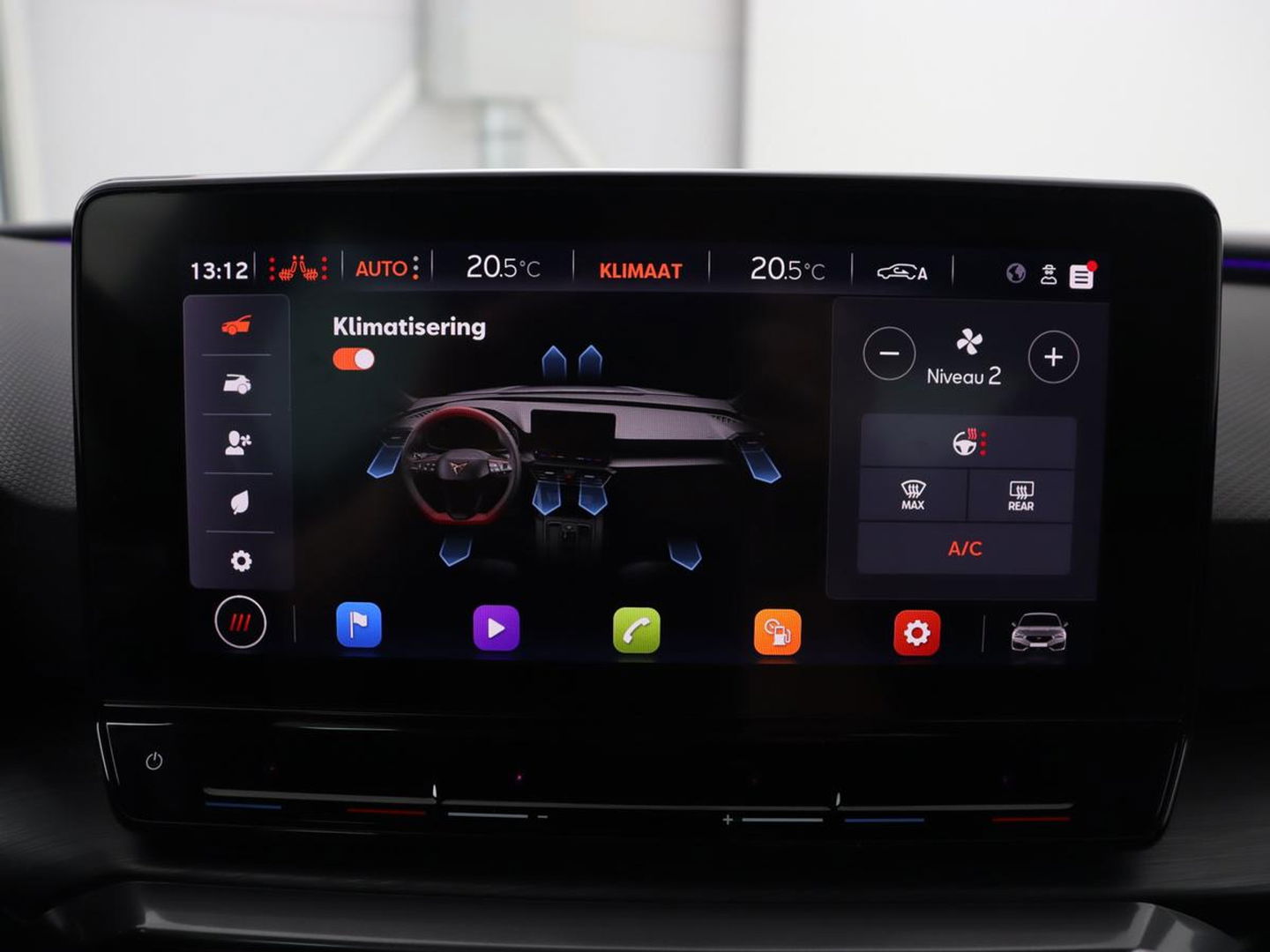 CUPRA Leon 1.4 e-Hybrid | Stoel & stuurverwarming | Camera | Carplay | Sfeerverlichting | Navigatie | Keyless | Full LED | Sportstoelen | PHEV