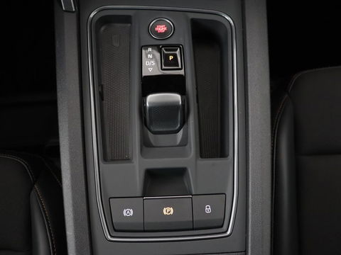 CUPRA Leon 1.4 e-Hybrid | Stoel & stuurverwarming | Camera | Carplay | Sfeerverlichting | Navigatie | Keyless | Full LED | Sportstoelen | PHEV