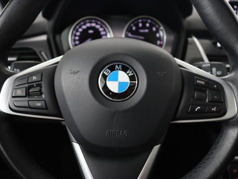 BMW 2 Serie Gran Tourer 220i 7-persoons High Executive Edition | Panoramadak | Leder | Stoelverwarming | Trekhaak | Head-Up | Camera | Sport Line | Sportstoelen | Navigatie | Full LED