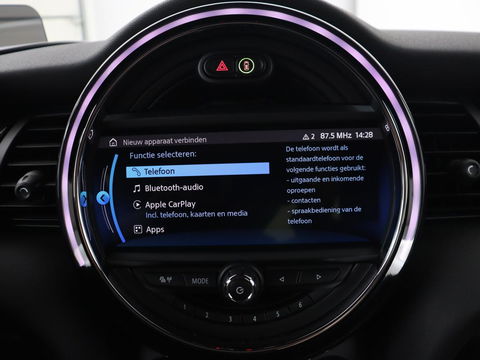 MINI Mini Electric Charged 33 kWh | Leder | Stoelverwarming | Head-Up | Harman/Kardon | Keyless | Full LED | Camera | Climate control | Cruise control