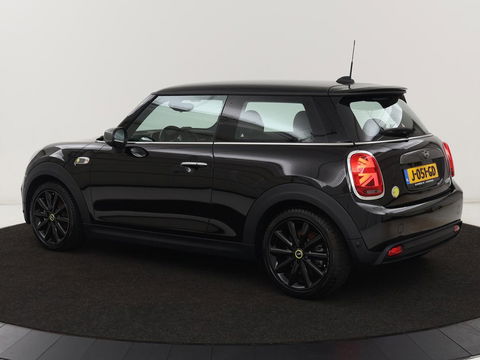 MINI Mini Electric Charged 33 kWh | Leder | Stoelverwarming | Head-Up | Harman/Kardon | Keyless | Full LED | Camera | Climate control | Cruise control