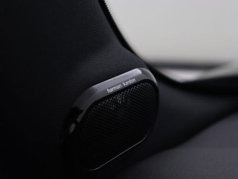 MINI Mini Electric Charged 33 kWh | Leder | Stoelverwarming | Head-Up | Harman/Kardon | Keyless | Full LED | Camera | Climate control | Cruise control