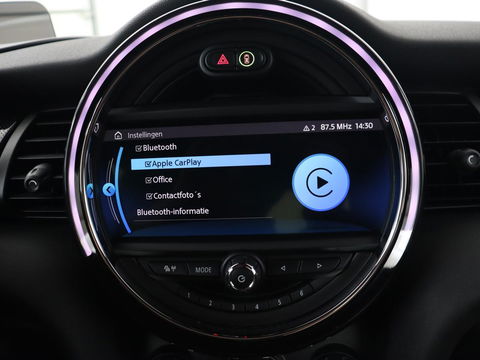 MINI Mini Electric Charged 33 kWh | Leder | Stoelverwarming | Head-Up | Harman/Kardon | Keyless | Full LED | Camera | Climate control | Cruise control