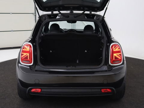 MINI Mini Electric Charged 33 kWh | Leder | Stoelverwarming | Head-Up | Harman/Kardon | Keyless | Full LED | Camera | Climate control | Cruise control