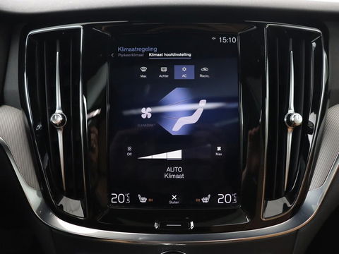 Volvo V60 2.0 T8 Recharge AWD Inscription | Panoramadak | Head-Up | Leder | Harman/Kardon | Trekhaak | Stoelverwarming | 360 Camera | Adaptive cruise | Carplay | Navigatie