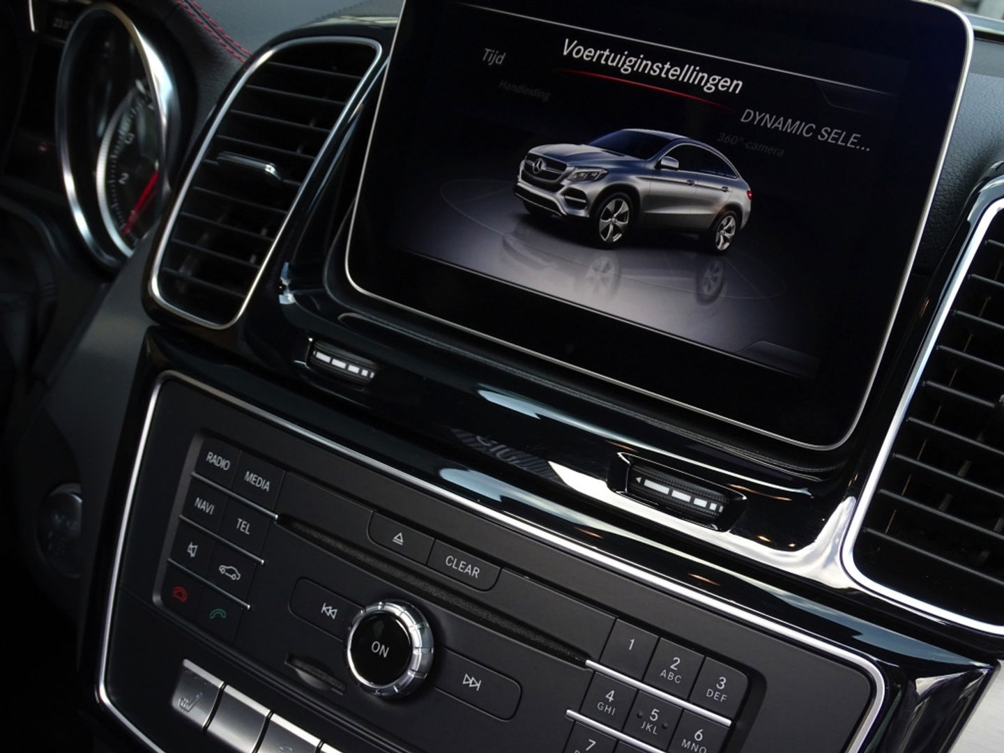 Mercedes-Benz GLE Coupé 400 334PK 4-MATIC / AMG / Air-Matic / Pano / LED