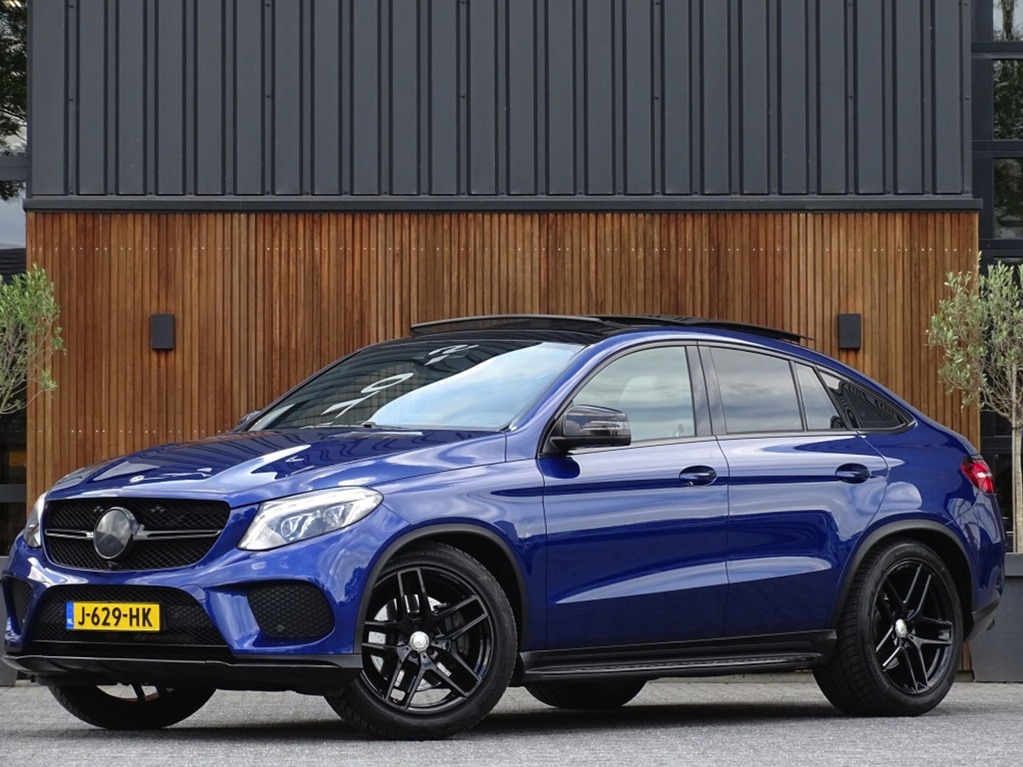 Mercedes-Benz GLE Coupé 400 334PK 4-MATIC / AMG / Air-Matic / Pano / LED