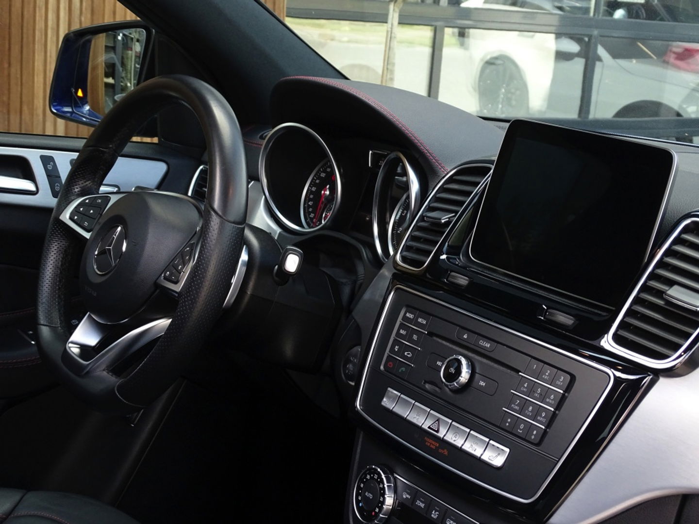 Mercedes-Benz GLE Coupé 400 334PK 4-MATIC / AMG / Air-Matic / Pano / LED