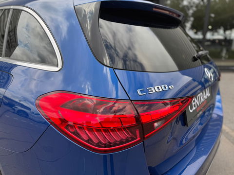 Mercedes-Benz C-Klasse Estate 300 e AMG Pano|313PK|Memory|NL-Auto|Camera|HUD|ACC|Carplay