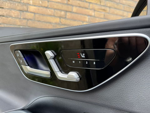 Mercedes-Benz C-Klasse Estate 300 e AMG Pano|313PK|Memory|NL-Auto|Camera|HUD|ACC|Carplay