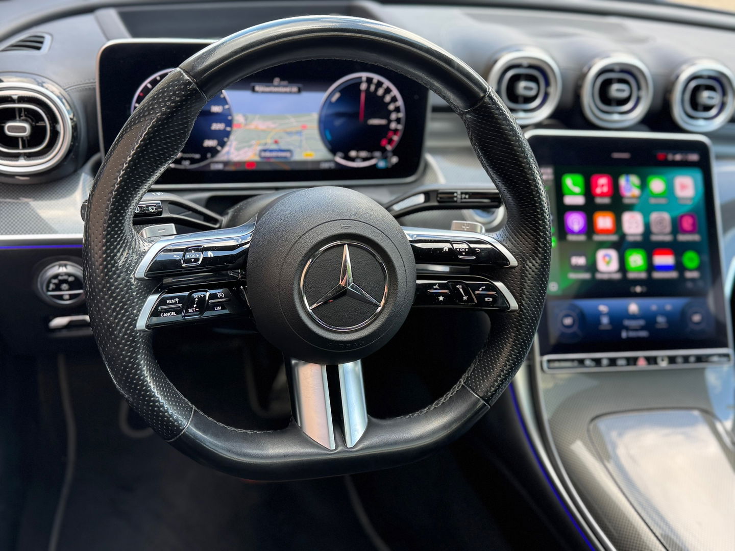 Mercedes-Benz C-Klasse Estate 300 e AMG Pano|313PK|Memory|NL-Auto|Camera|HUD|ACC|Carplay