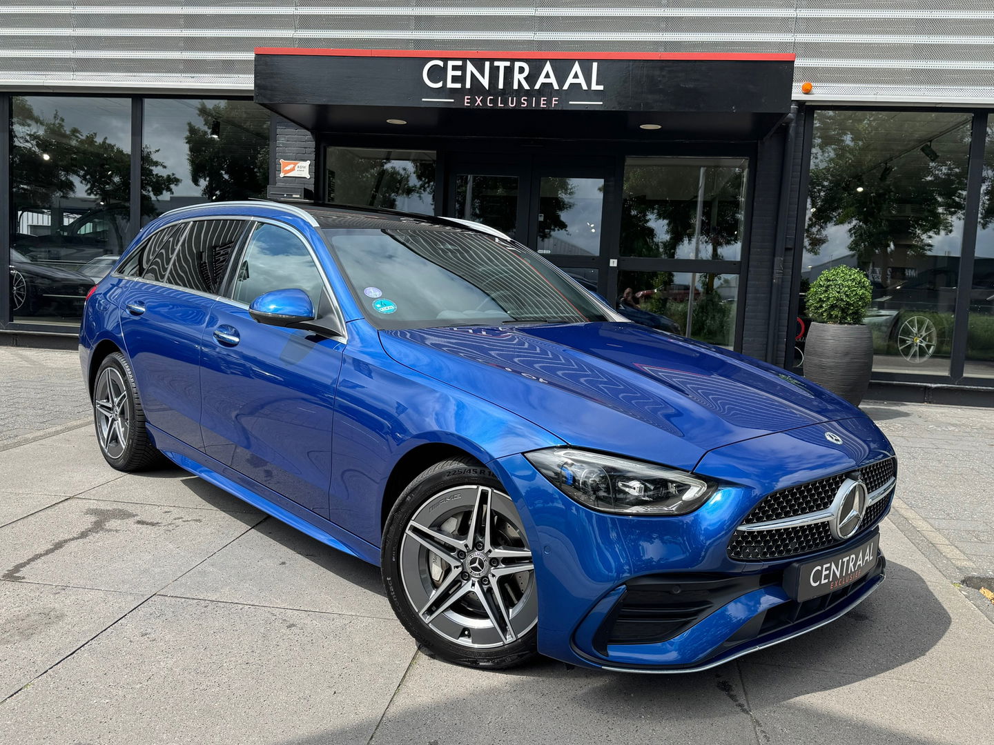 Mercedes-Benz C-Klasse Estate 300 e AMG Pano|313PK|Memory|NL-Auto|Camera|HUD|ACC|Carplay