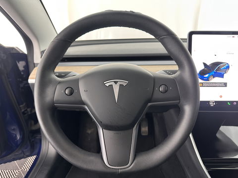 Tesla Model 3 Standard RWD Plus 60 kWh [ 3-Fase ] (INCL.BTW) Aut. *PANO | AUTO-PILOT | LUXURY-LEATHER | KEYLESS | FULL-LED | MEMORY-PACK | SURROUND-VIEW | DAB | CARPLAY | DIGI-COCKPIT | LANE-ASSIST | COMFORT-SEATS | 18"ALU*