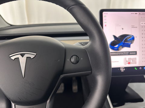 Tesla Model 3 Standard RWD Plus 60 kWh [ 3-Fase ] (INCL.BTW) Aut. *PANO | AUTO-PILOT | LUXURY-LEATHER | KEYLESS | FULL-LED | MEMORY-PACK | SURROUND-VIEW | DAB | CARPLAY | DIGI-COCKPIT | LANE-ASSIST | COMFORT-SEATS | 18"ALU*