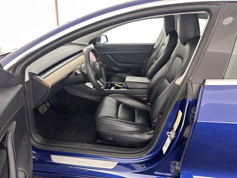 Tesla Model 3 Standard RWD Plus 60 kWh [ 3-Fase ] (INCL.BTW) Aut. *PANO | AUTO-PILOT | LUXURY-LEATHER | KEYLESS | FULL-LED | MEMORY-PACK | SURROUND-VIEW | DAB | CARPLAY | DIGI-COCKPIT | LANE-ASSIST | COMFORT-SEATS | 18"ALU*