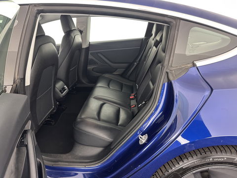 Tesla Model 3 Standard RWD Plus 60 kWh [ 3-Fase ] (INCL.BTW) Aut. *PANO | AUTO-PILOT | LUXURY-LEATHER | KEYLESS | FULL-LED | MEMORY-PACK | SURROUND-VIEW | DAB | CARPLAY | DIGI-COCKPIT | LANE-ASSIST | COMFORT-SEATS | 18"ALU*