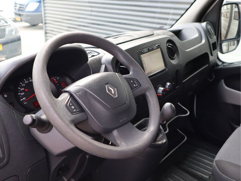 Renault Master T35 2.3 dCi 131pk Euro 6 Bakwagen Lowliner - Cruise - Navi - Airco