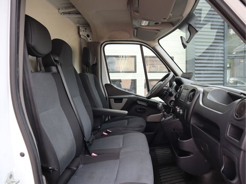 Renault Master T35 2.3 dCi 131pk Euro 6 Bakwagen Lowliner - Cruise - Navi - Airco