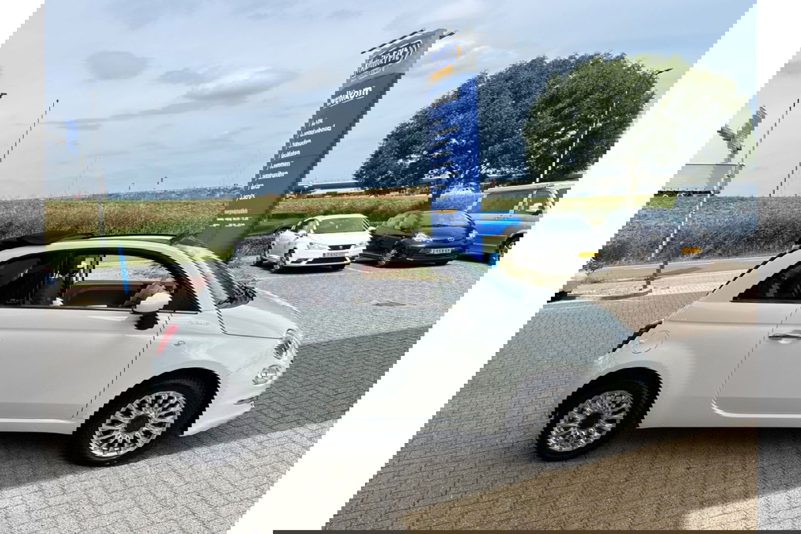 Fiat 500C 1.0 HYBRID DOLCEVITA AIRCO CRUISE PDC CARPLAY.