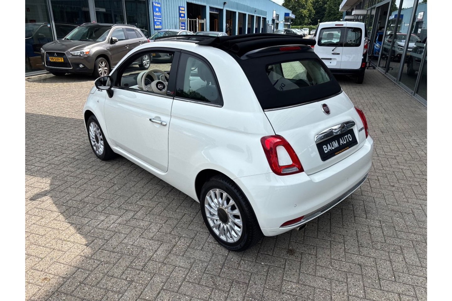 Fiat 500C 1.0 HYBRID DOLCEVITA AIRCO CRUISE PDC CARPLAY.