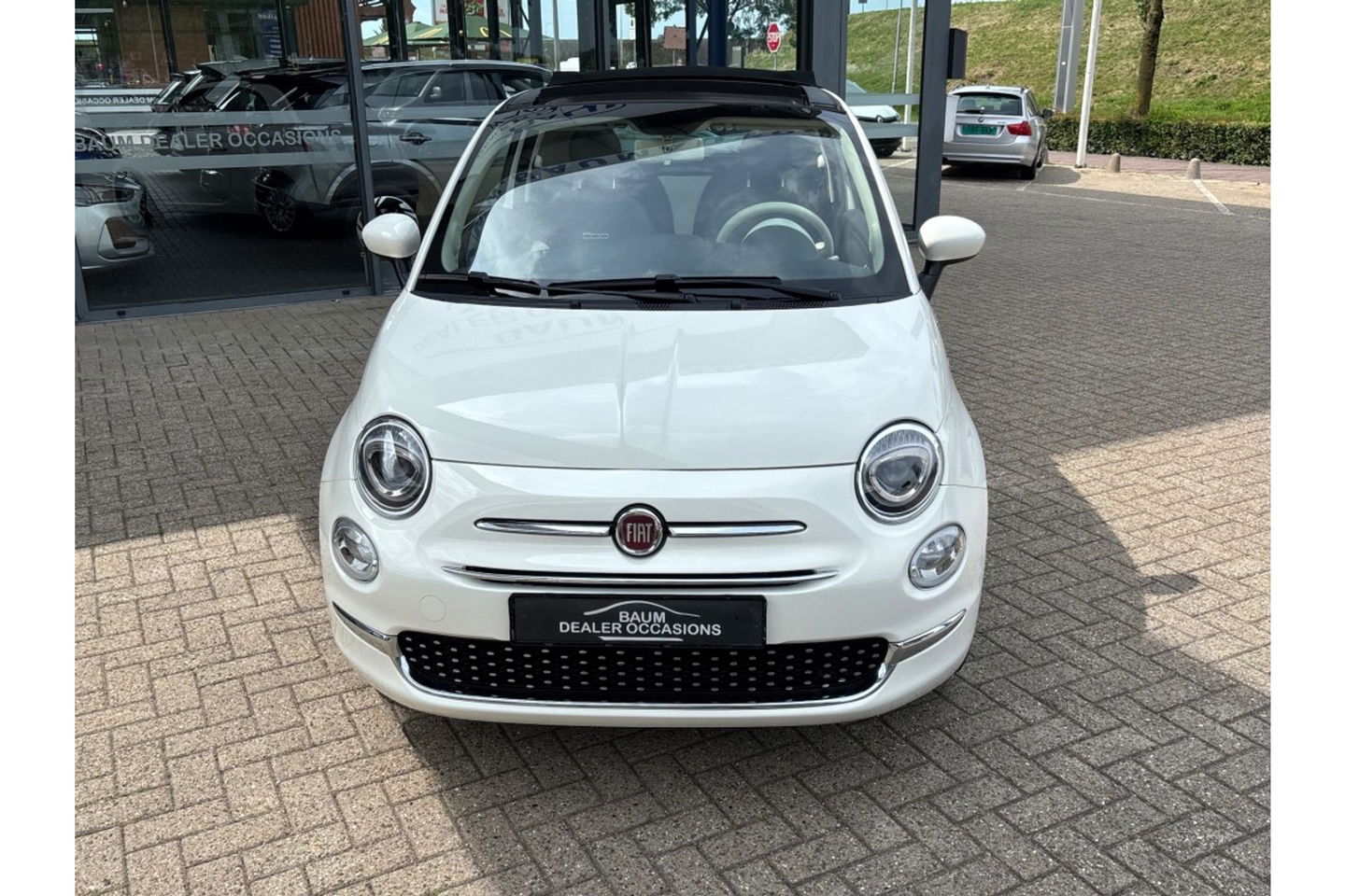 Fiat 500C 1.0 HYBRID DOLCEVITA AIRCO CRUISE PDC CARPLAY.
