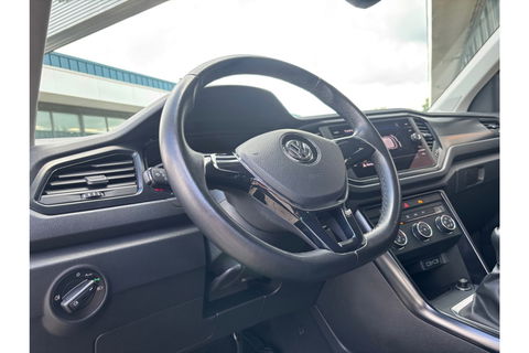 Volkswagen T-Roc 1.0 TSI 115PK STYLE AIRCO NAVI PDC FULLMAP NAVI.
