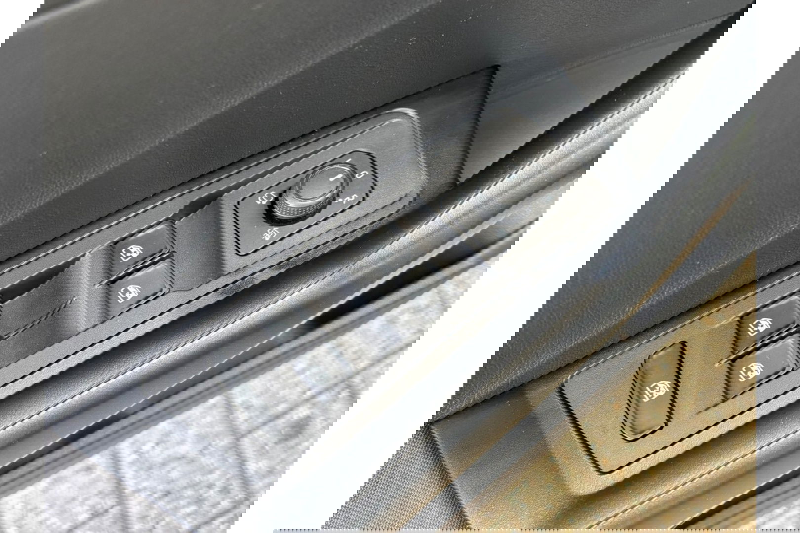 Volkswagen T-Roc 1.0 TSI 115PK STYLE AIRCO NAVI PDC FULLMAP NAVI.