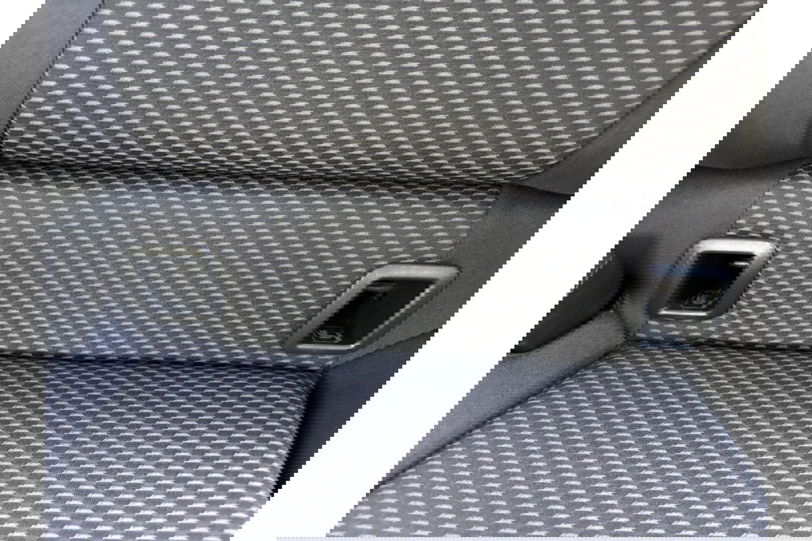 Volkswagen T-Roc 1.0 TSI 115PK STYLE AIRCO NAVI PDC FULLMAP NAVI.