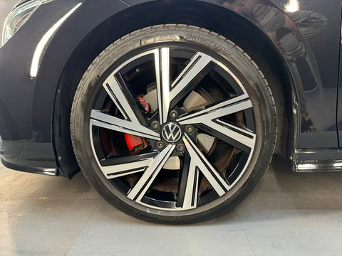 Volkswagen Golf 1.5 eTSI R-Line Business Camera|Keyless|Sfeer