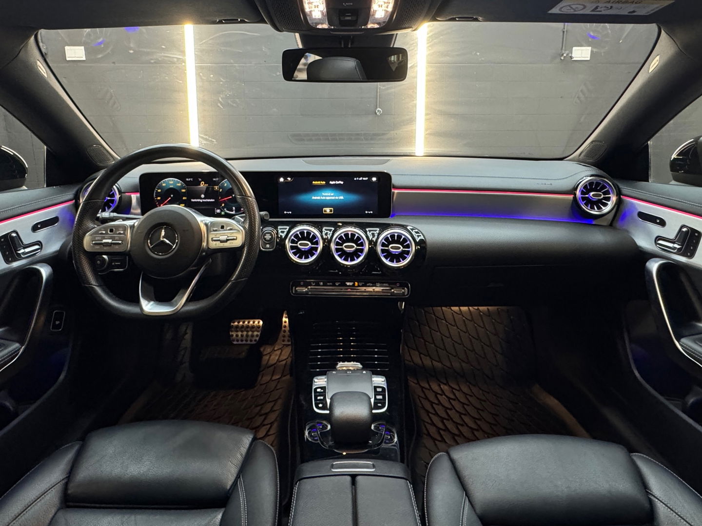 Mercedes-Benz CLA-Klasse 250 4MATIC AMG Pano|Memory|Leer|45s