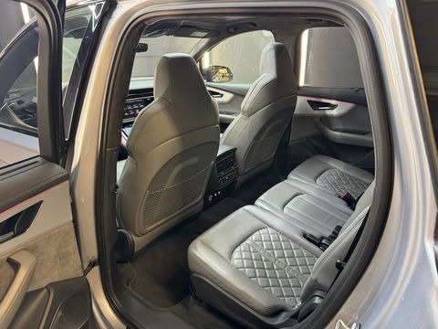 Audi Q7 60 TFSI e quattro Compet Pano|RS Seat|B&O 3D|HuD|BTW