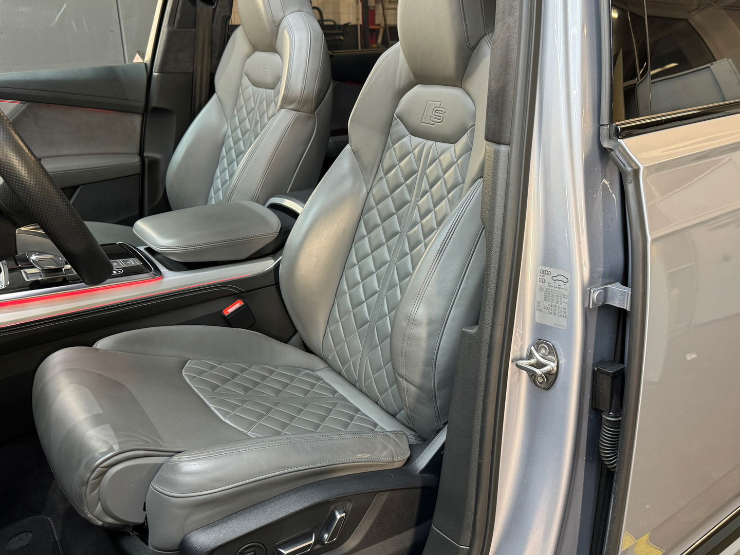 Audi Q7 60 TFSI e quattro Compet Pano|RS Seat|B&O 3D|HuD|BTW