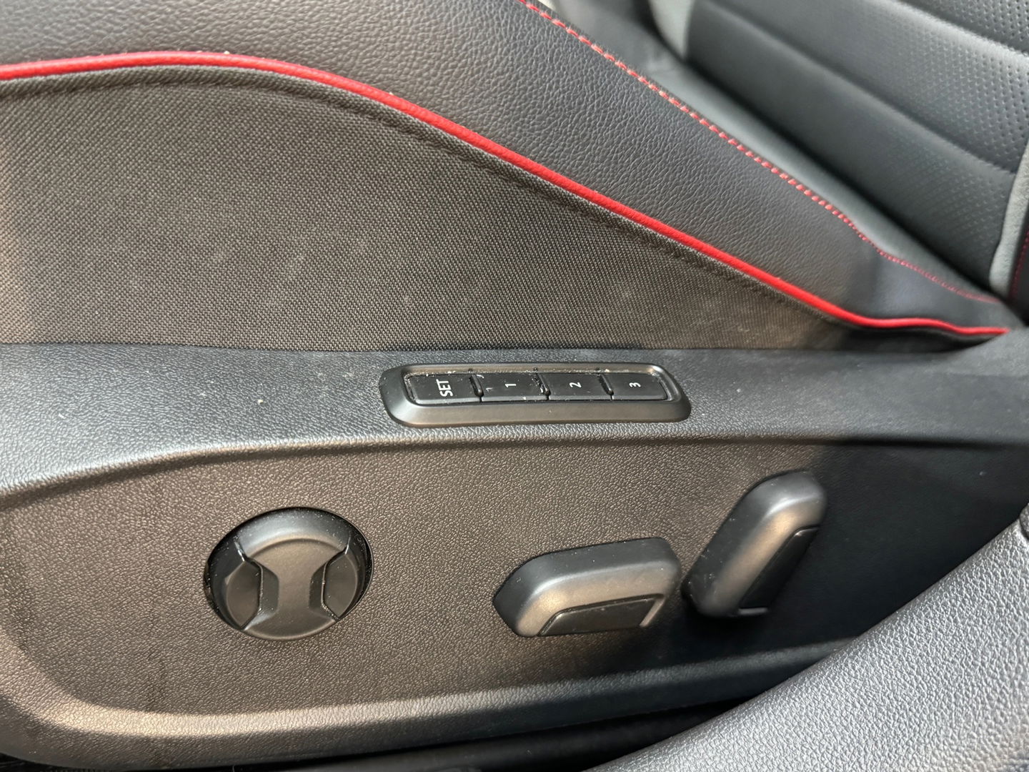 Volkswagen Golf 2.0 TSI GTI Pano|Memory|HuD|H/K|Leer|IQ|VOL