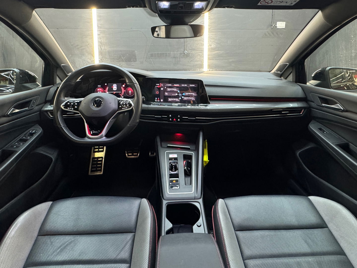 Volkswagen Golf 2.0 TSI GTI Pano|Memory|HuD|H/K|Leer|IQ|VOL