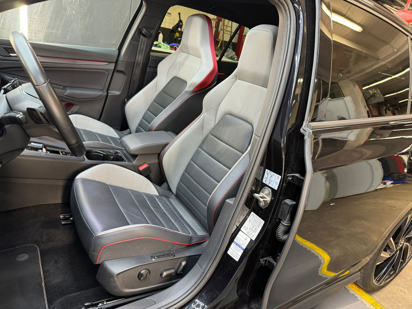 Volkswagen Golf 2.0 TSI GTI Pano|Memory|HuD|H/K|Leer|IQ|VOL