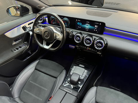 Mercedes-Benz A-Klasse 250 e AMG Pano|Memory|Burmester|Sfeer