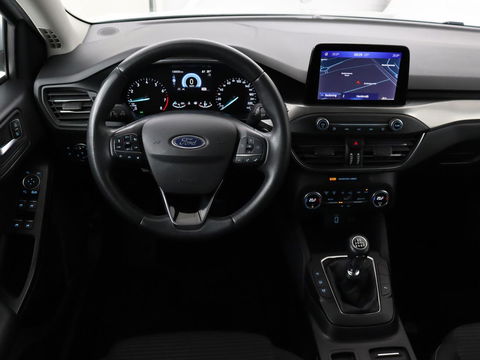 Ford Focus 1.0 EcoBoost Titanium | Adaptive cruise | Carplay | Navigatie | Keyless | Full LED | Climate control | Getint glas | Parkeerhulp