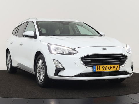 Ford Focus 1.0 EcoBoost Titanium | Adaptive cruise | Carplay | Navigatie | Keyless | Full LED | Climate control | Getint glas | Parkeerhulp