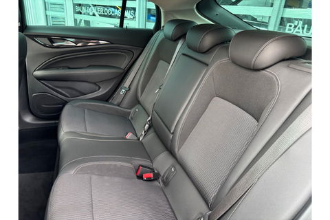 Opel Insignia 1.5 TURBO BUSINESS EXECUTIVE AUTOMAAT AIRCO-ECC NAVI PDC.