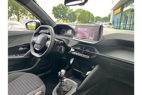 Peugeot 2008 1.2 PURETECH STYLE AIRCO NAVI WIDESCREEN PDC-CAMERA.