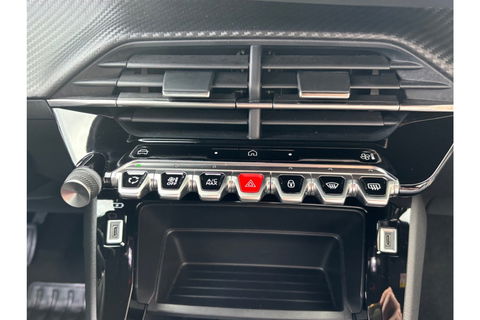 Peugeot 2008 1.2 PURETECH STYLE AIRCO NAVI WIDESCREEN PDC-CAMERA.