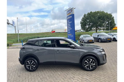 Peugeot 2008 1.2 PURETECH STYLE AIRCO NAVI WIDESCREEN PDC-CAMERA.