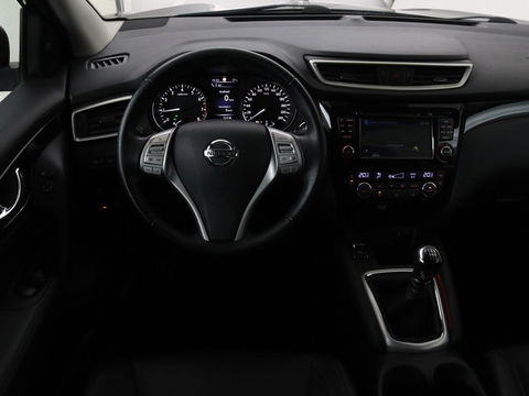 Nissan QASHQAI 1.6 Tekna | 163pk | Panoramadak | Leder | Stoelverwarming | 360 camera | Trekhaak | Navigatie | Full LED | Keyless | Park Assist | Climate control
