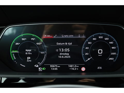 Audi e-tron e-tron 55 quattro advanced 95 kWh | Luchtvering | Adapt. Cruise | Voorstoelen Elek. | Camera