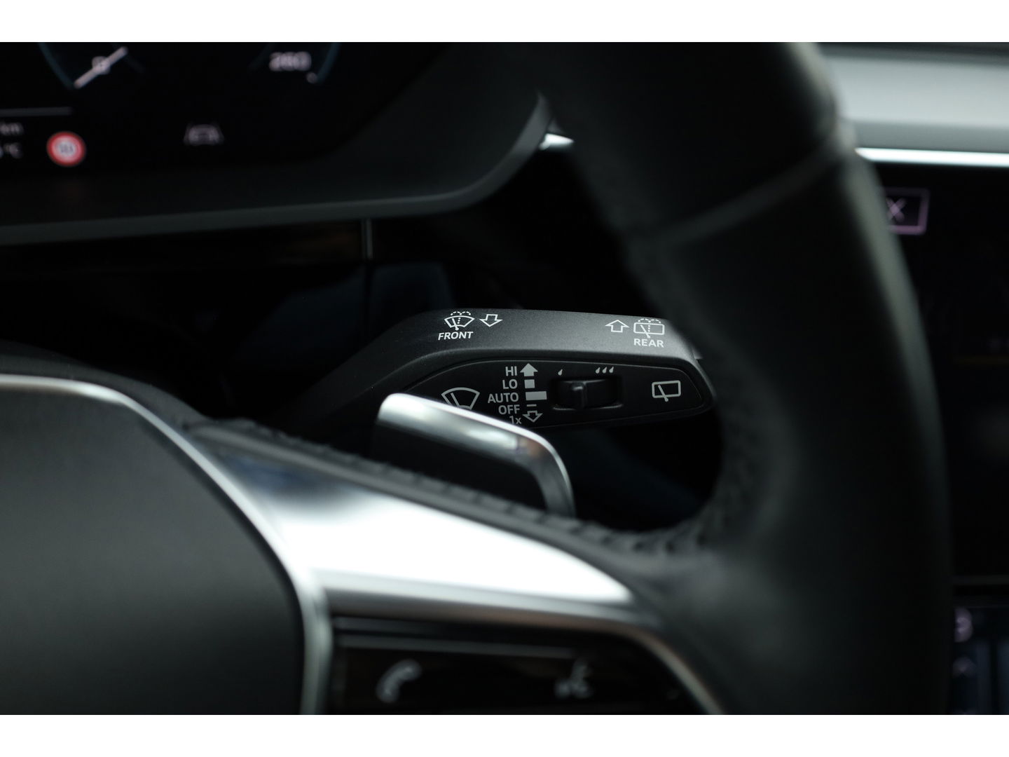 Audi e-tron e-tron 55 quattro advanced 95 kWh | Luchtvering | Adapt. Cruise | Voorstoelen Elek. | Camera