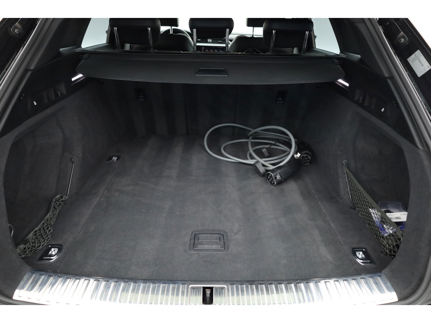 Audi e-tron e-tron 55 quattro advanced 95 kWh | Luchtvering | Adapt. Cruise | Voorstoelen Elek. | Camera