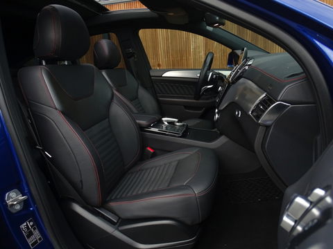 Mercedes-Benz GLE Coupé 400 334PK 4-MATIC / AMG / Air-Matic / Pano / LED