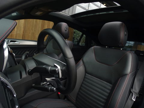 Mercedes-Benz GLE Coupé 400 334PK 4-MATIC / AMG / Air-Matic / Pano / LED