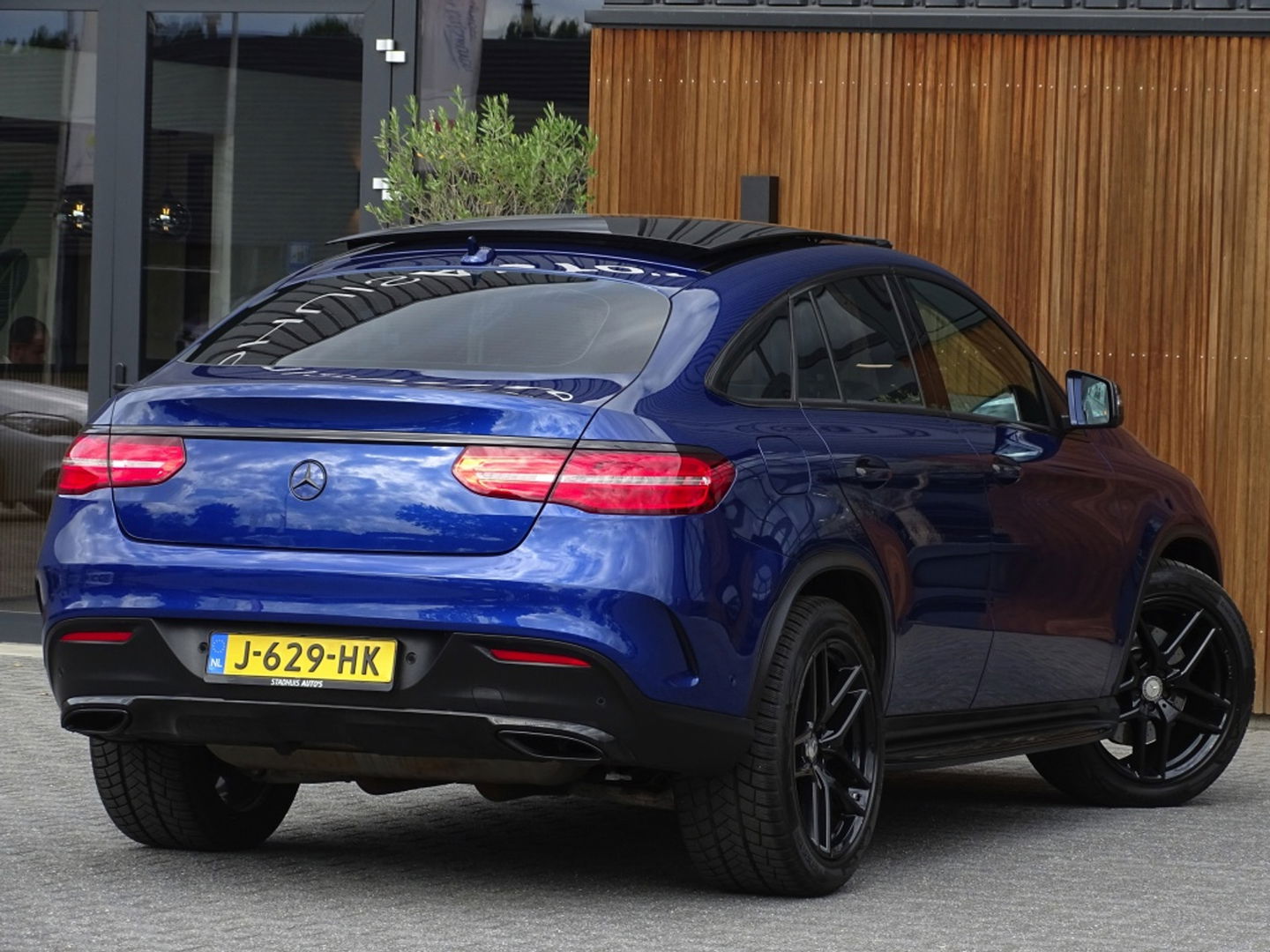 Mercedes-Benz GLE Coupé 400 334PK 4-MATIC / AMG / Air-Matic / Pano / LED