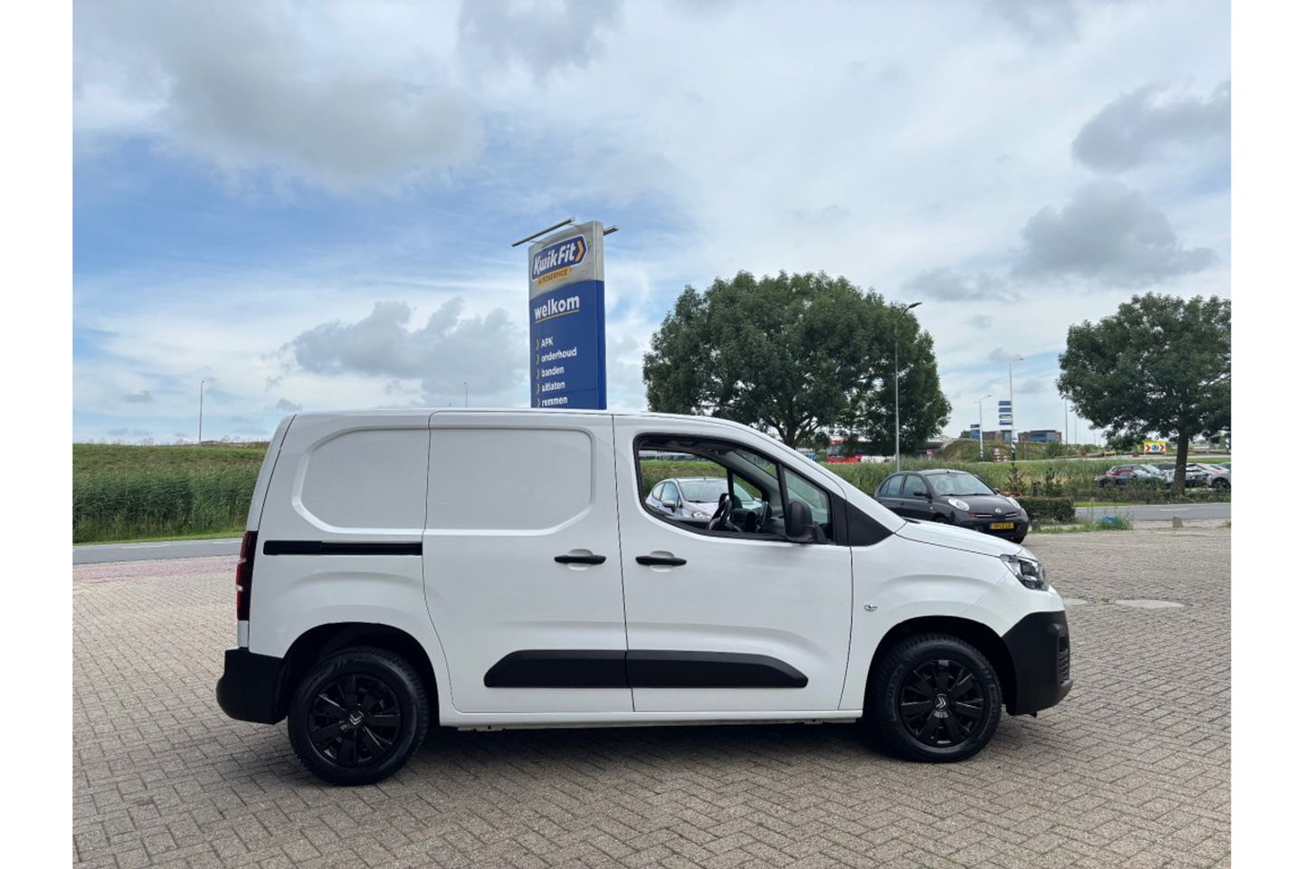 Citroën Berlingo 1.2 PURETECH CLUB NAVI AIRCO
